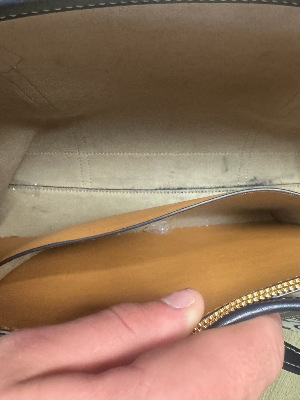 Tory Burch Luxury Tote Bag - Picture 9 of 11